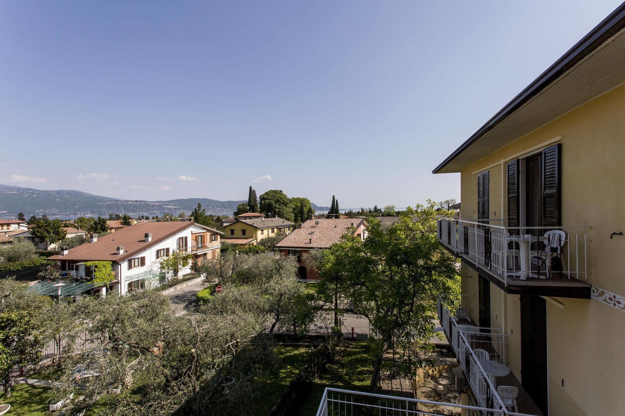 Hotel Sorriso Тосколано-Мадерно Экстерьер фото